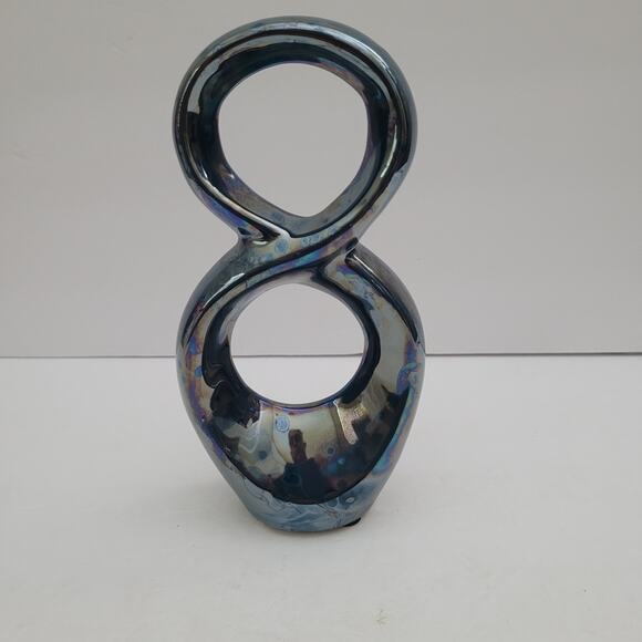 Infinity Loop Vase - Picture 1 of 9